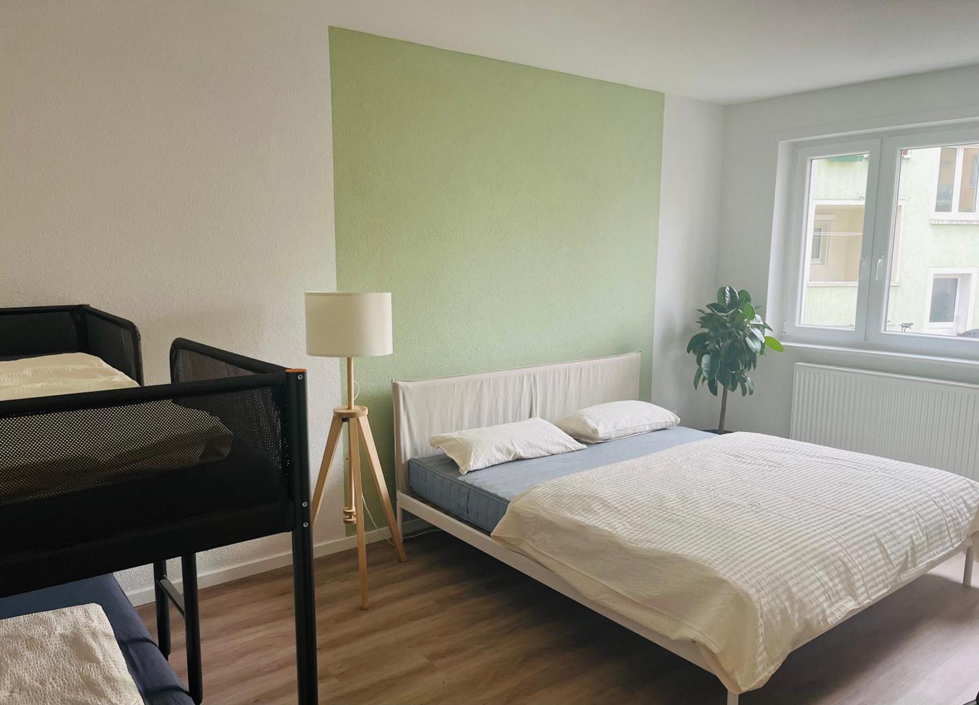 Black Forest City Apartment Mit Kostenlosem Parkplatz Freiburg im Breisgau Ngoại thất bức ảnh